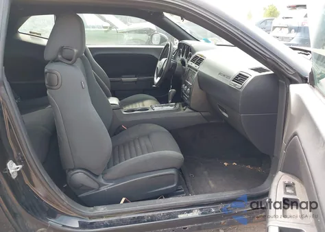 2012 Dodge Challenger Sxt z USA, uszkodzony, nr VIN 2C3CDYAG8CH189108